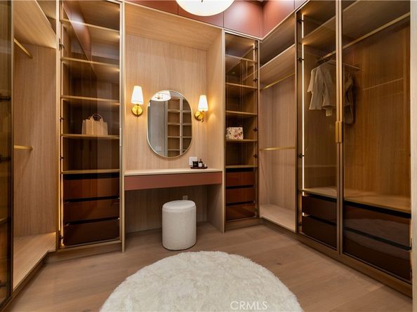 16749 Addison, Encino CA 91436