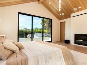 16749 Addison, Encino CA 91436