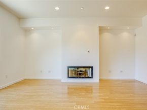 4705 Whitsett 106, Studio City CA 91604