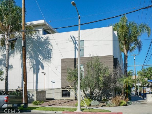 4705 Whitsett 106, Studio City CA 91604