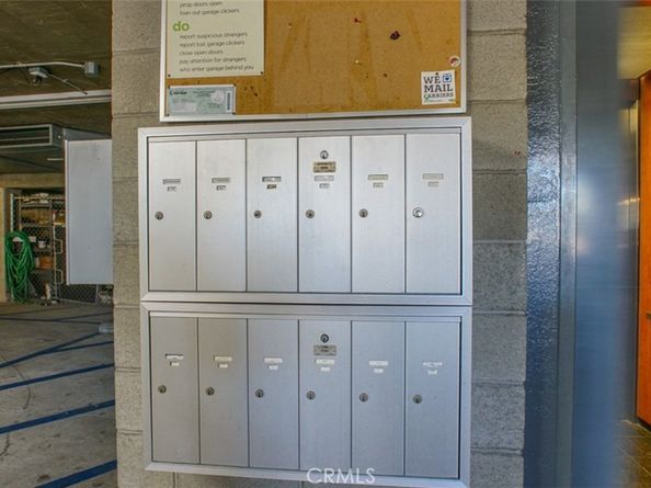 4705 Whitsett 106, Studio City CA 91604