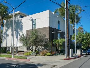 4705 Whitsett 106, Studio City CA 91604