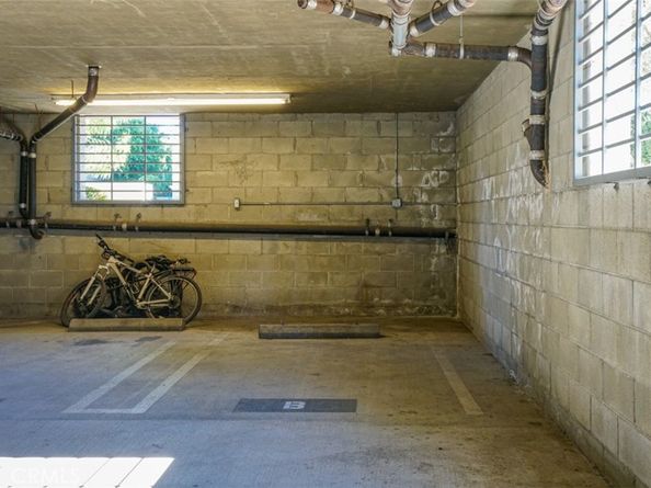 4705 Whitsett 106, Studio City CA 91604