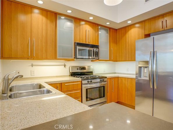 4705 Whitsett 106, Studio City CA 91604