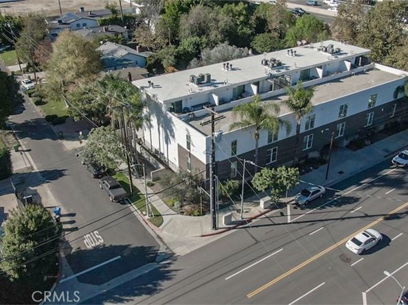 4705 Whitsett 106, Studio City CA 91604