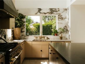 12541 Mitchell, Los Angeles CA 90066