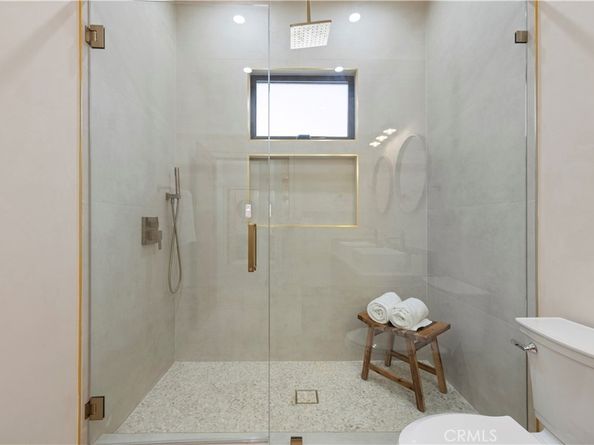 4026 Garden Avenue, Los Angeles CA 90039