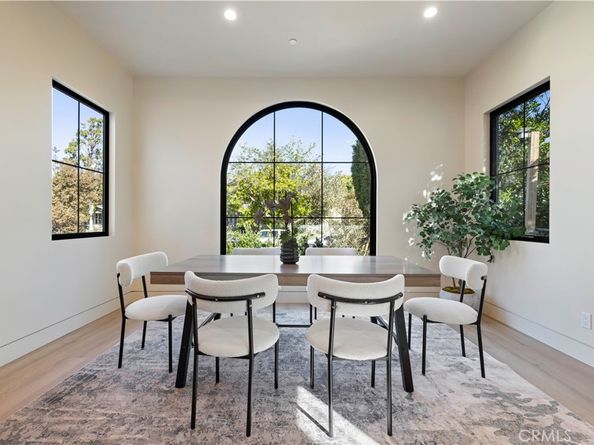 4026 Garden Avenue, Los Angeles CA 90039