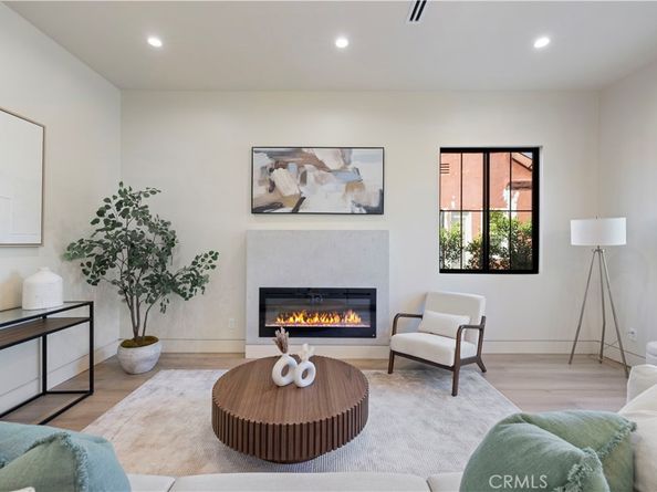 4026 Garden Avenue, Los Angeles CA 90039