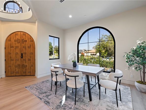 4026 Garden Avenue, Los Angeles CA 90039