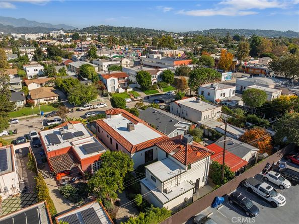 4026 Garden Avenue, Los Angeles CA 90039