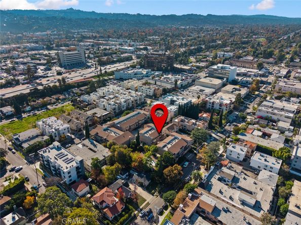 10757 Hortense 307, North Hollywood CA 91602