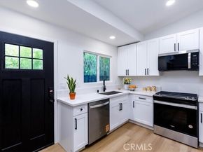 12009 Dresden Place, Granada Hills (los Angeles) CA 91344