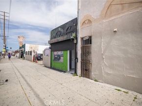 7916 S Central, Los Angeles CA 90001