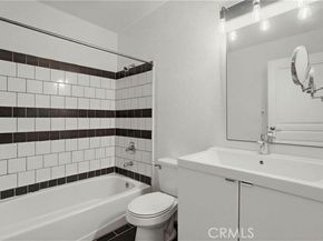 7916 S Central, Los Angeles CA 90001