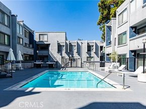 1940 N Highland 26, Hollywood (los Angeles) CA 90068