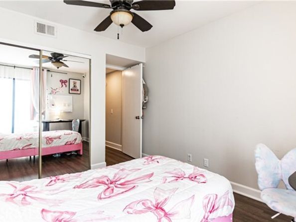 1940 N Highland 26, Hollywood (los Angeles) CA 90068