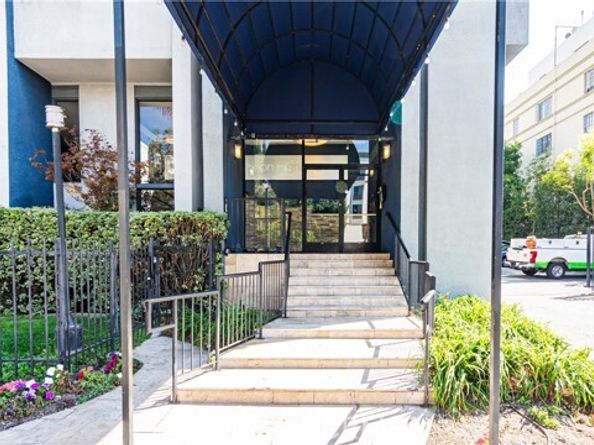1940 N Highland 26, Hollywood (los Angeles) CA 90068