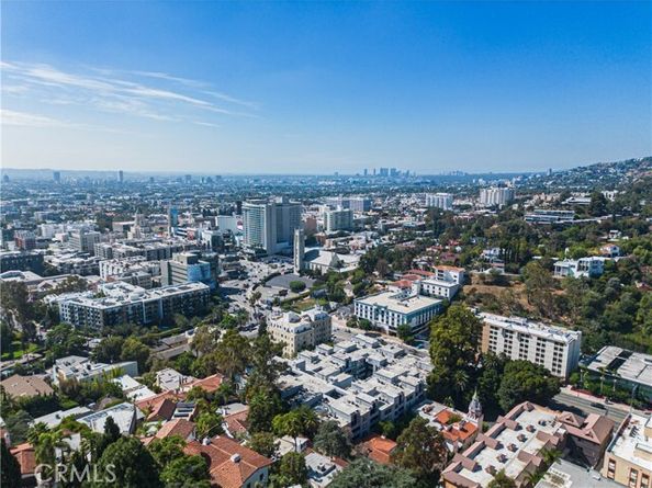 1940 N Highland 26, Hollywood (los Angeles) CA 90068