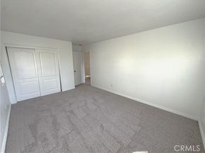 8240 Chamberlain Lane, Reseda (los Angeles) CA 91335