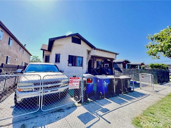 7011 Bonsallo, Los Angeles CA 90044