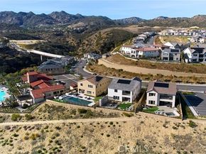 21138 Poema Place, Chatsworth (los Angeles) CA 91311