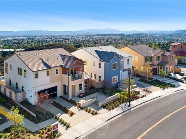 21138 Poema Place, Chatsworth (los Angeles) CA 91311