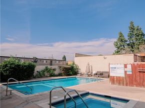14527 Plummer 202, Panorama City (los Angeles) CA 91402