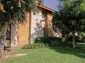 14527 Plummer 202, Panorama City (los Angeles) CA 91402