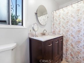 3654 7th Avenue, Los Angeles CA 90018