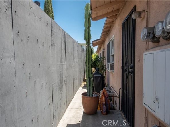 5238 Hermitage, Valley Village CA 91607