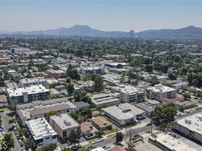 5238 Hermitage, Valley Village CA 91607
