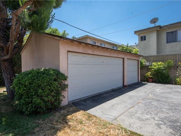 5238 Hermitage, Valley Village CA 91607