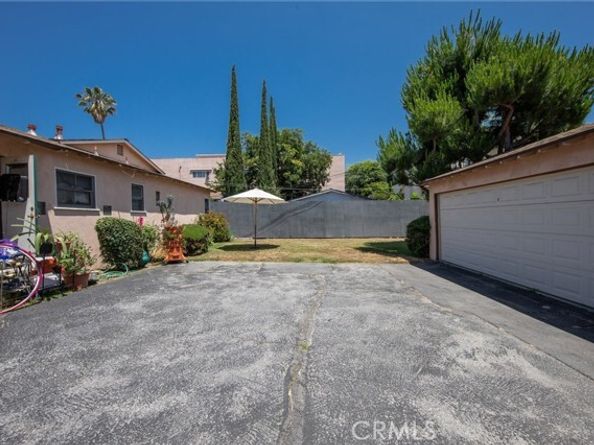 5238 Hermitage, Valley Village CA 91607