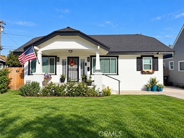 1105 S Hickory, Santa Ana CA 92701