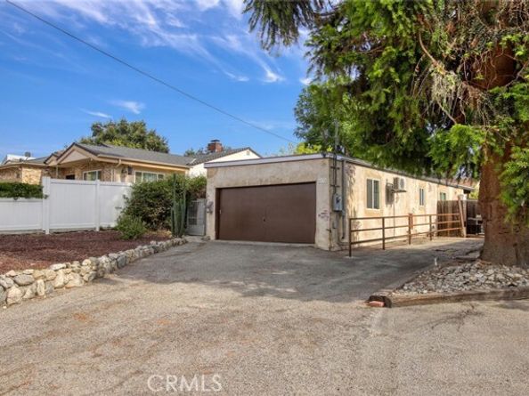 8230 Hillrose Street, Sunland (los Angeles) CA 91040