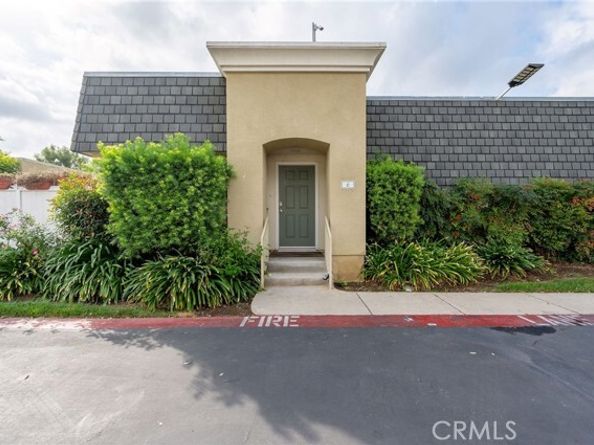 6520 Tampa Avenue 6, Reseda (los Angeles) CA 91335