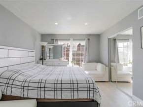 20235 Keswick Street 212, Winnetka (los Angeles) CA 91306