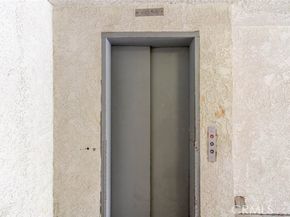 20235 Keswick Street 212, Winnetka (los Angeles) CA 91306