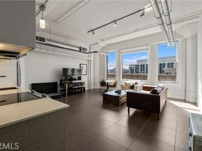 939 S Broadway 1001, Los Angeles CA 90015