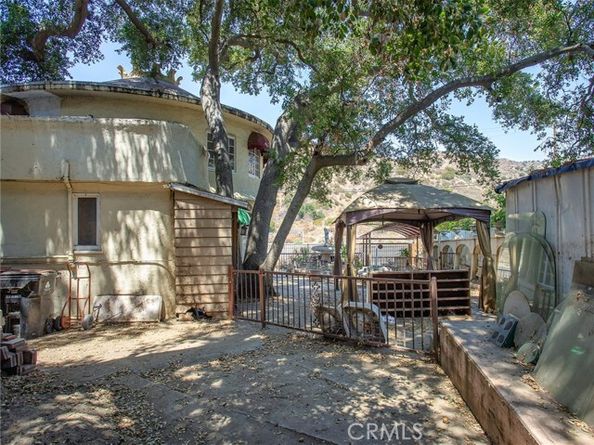 8618 La Tuna Canyon Road, Sun Valley (los Angeles) CA 91352