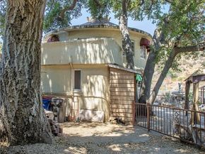 8618 La Tuna Canyon Road, Sun Valley (los Angeles) CA 91352