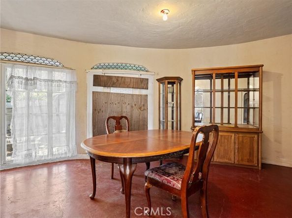 8618 La Tuna Canyon Road, Sun Valley (los Angeles) CA 91352