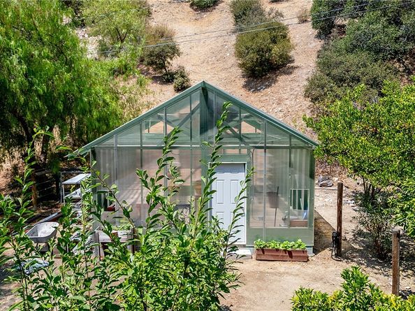 11461 Riverwood Drive, Sunland (los Angeles) CA 91040