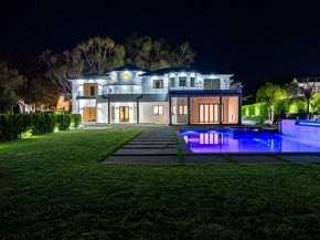 10511 Mary Bell Avenue, Sunland (los Angeles) CA 91040