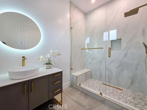 10511 Mary Bell Avenue, Sunland (los Angeles) CA 91040