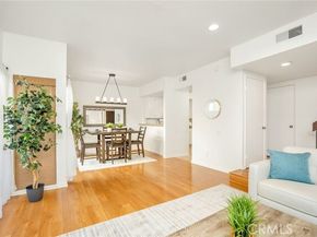 1655 Greenfield Avenue 14, Beverly Hills CA 90025