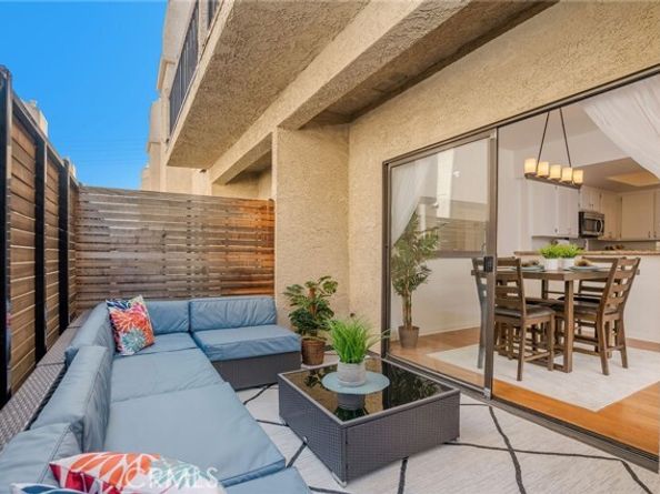 1655 Greenfield Avenue 14, Beverly Hills CA 90025