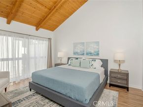 1655 Greenfield Avenue 14, Beverly Hills CA 90025