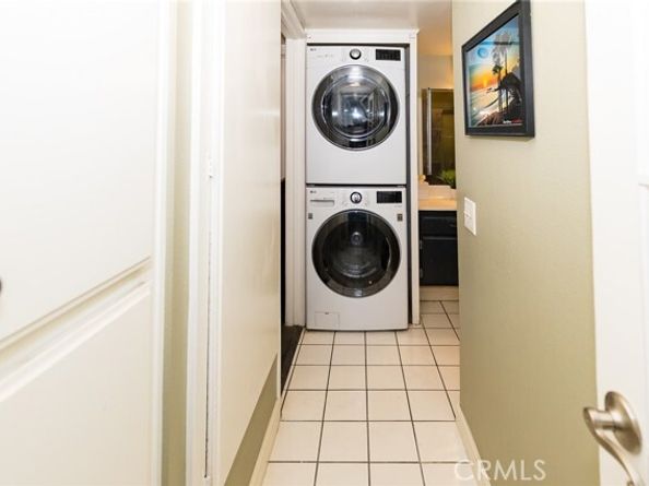 25557 Pine Creek, Wilmington (los Angeles) CA 90744